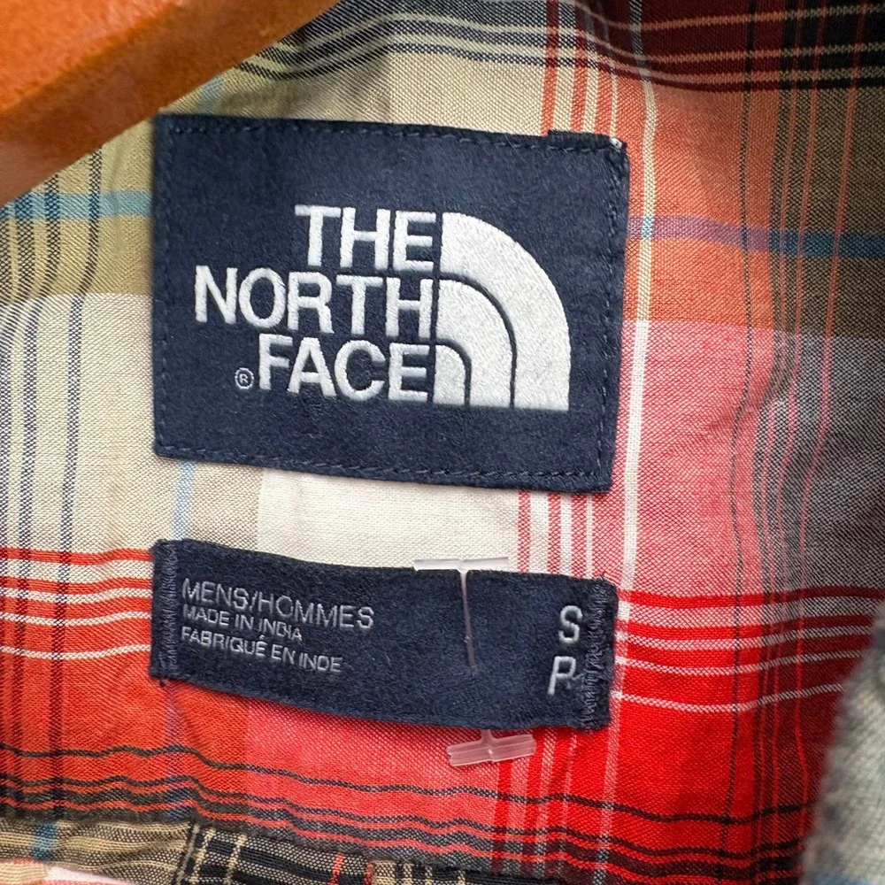 The North‎ Face Mens Short Sleeve Plaid Button Down Shirt Red Tan Small